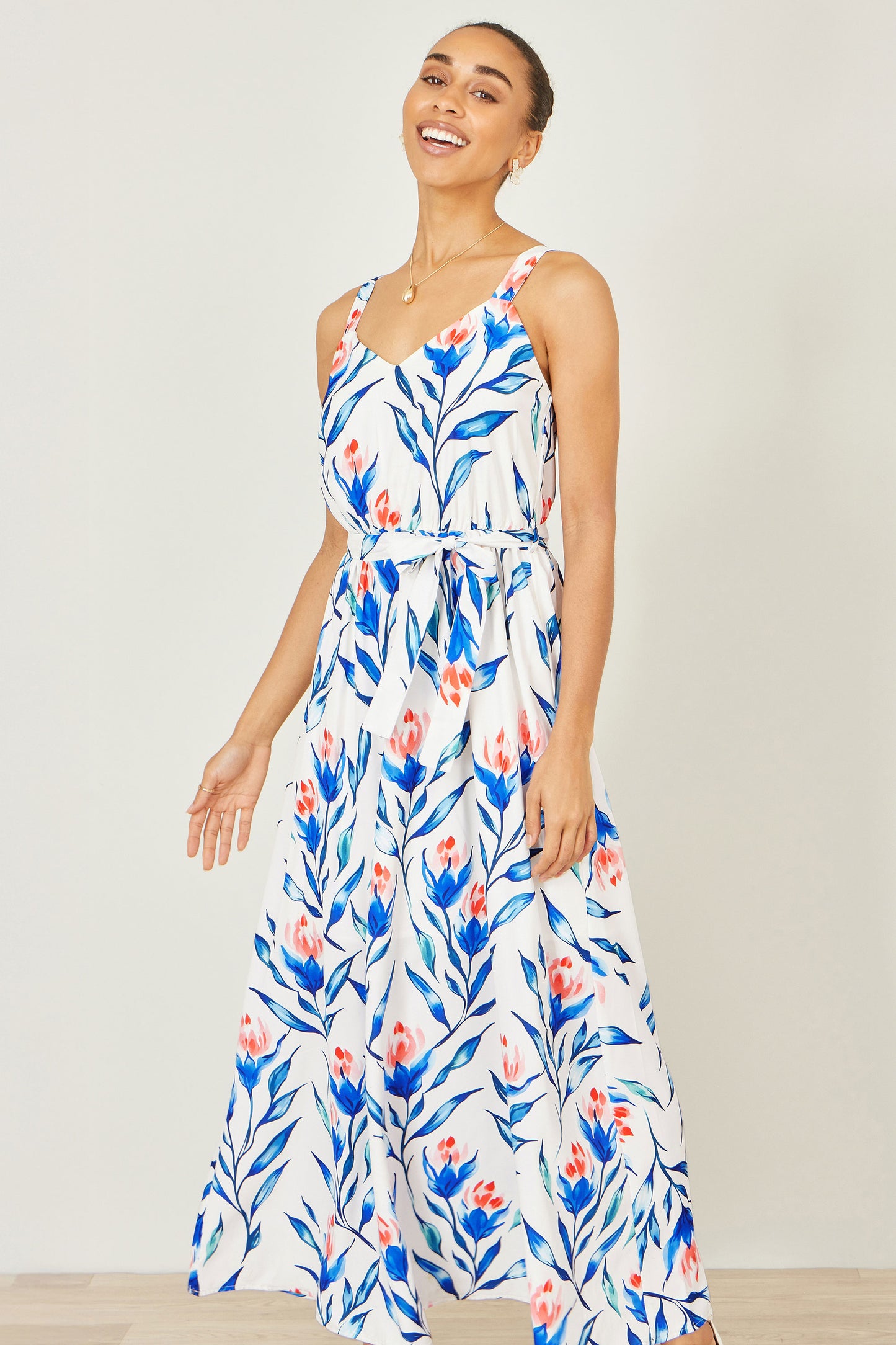 Yumi White Floral Print Maxi Sun Dress Beachwear Yumi