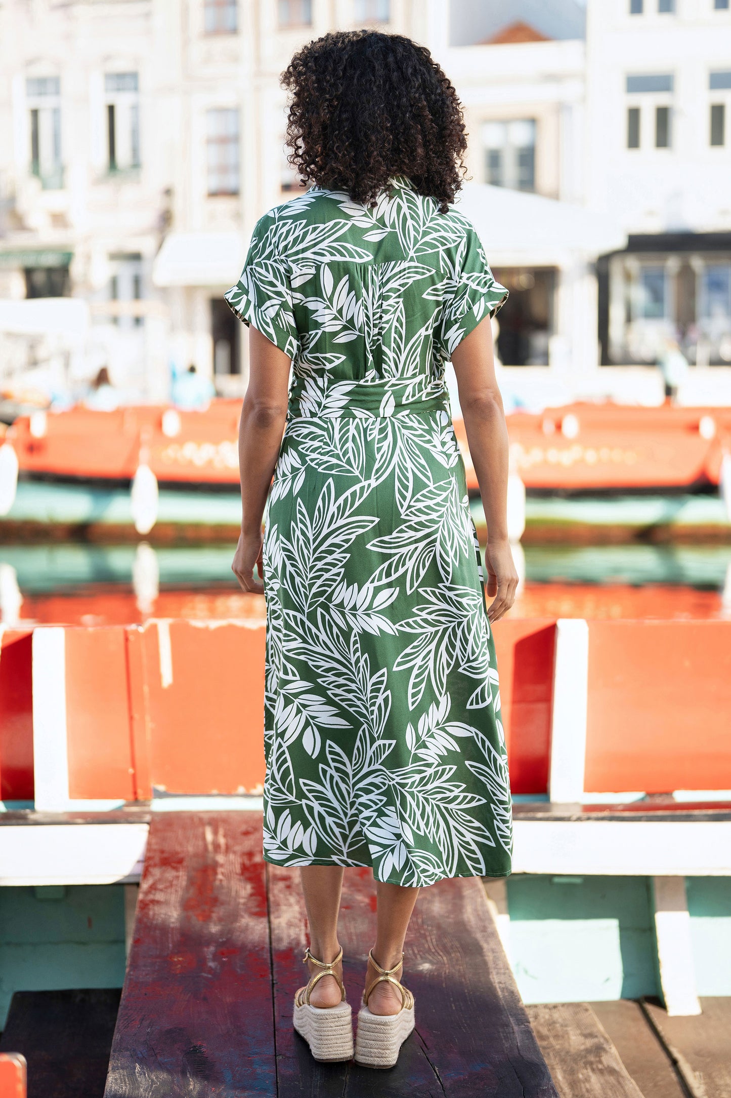 Yumi Green Leaf Print Viscose Relaxed Midi Shirt Dress DRES Day Yumi