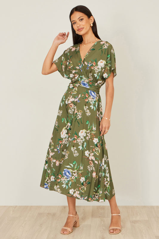 Occasionwear Elegant Dresses & Outfits for Special Events Yumi Occasionwear Elegant Dresses & Outfits for Special Events Yumi
