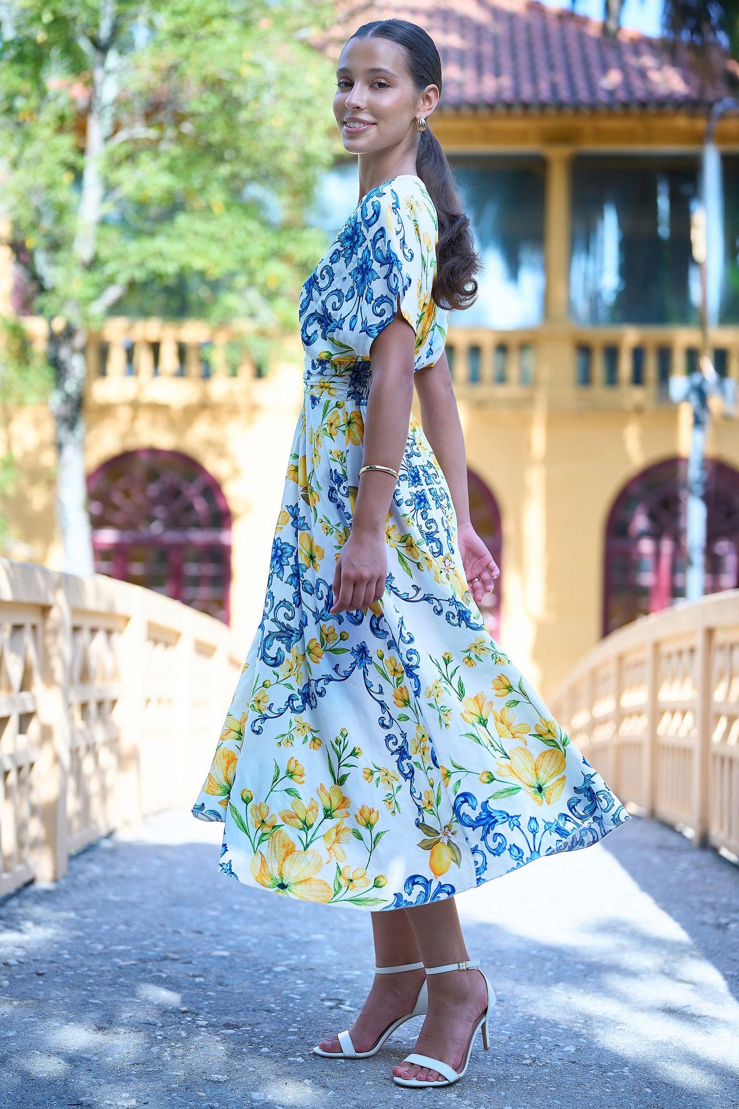 Yumi White Lemon Print Viscose Ruched Waist Midi Dress Dress Casual Yumi