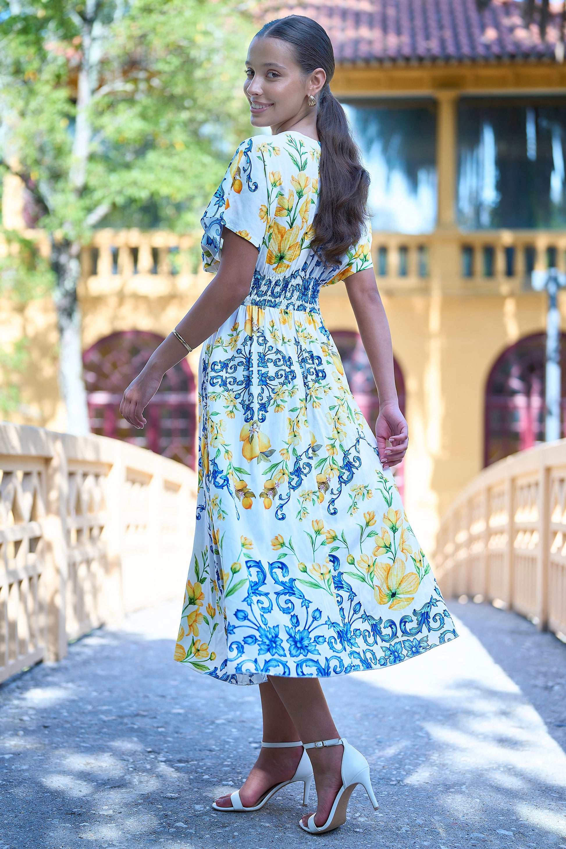 Yumi White Lemon Print Viscose Ruched Waist Midi Dress Dress Casual Yumi