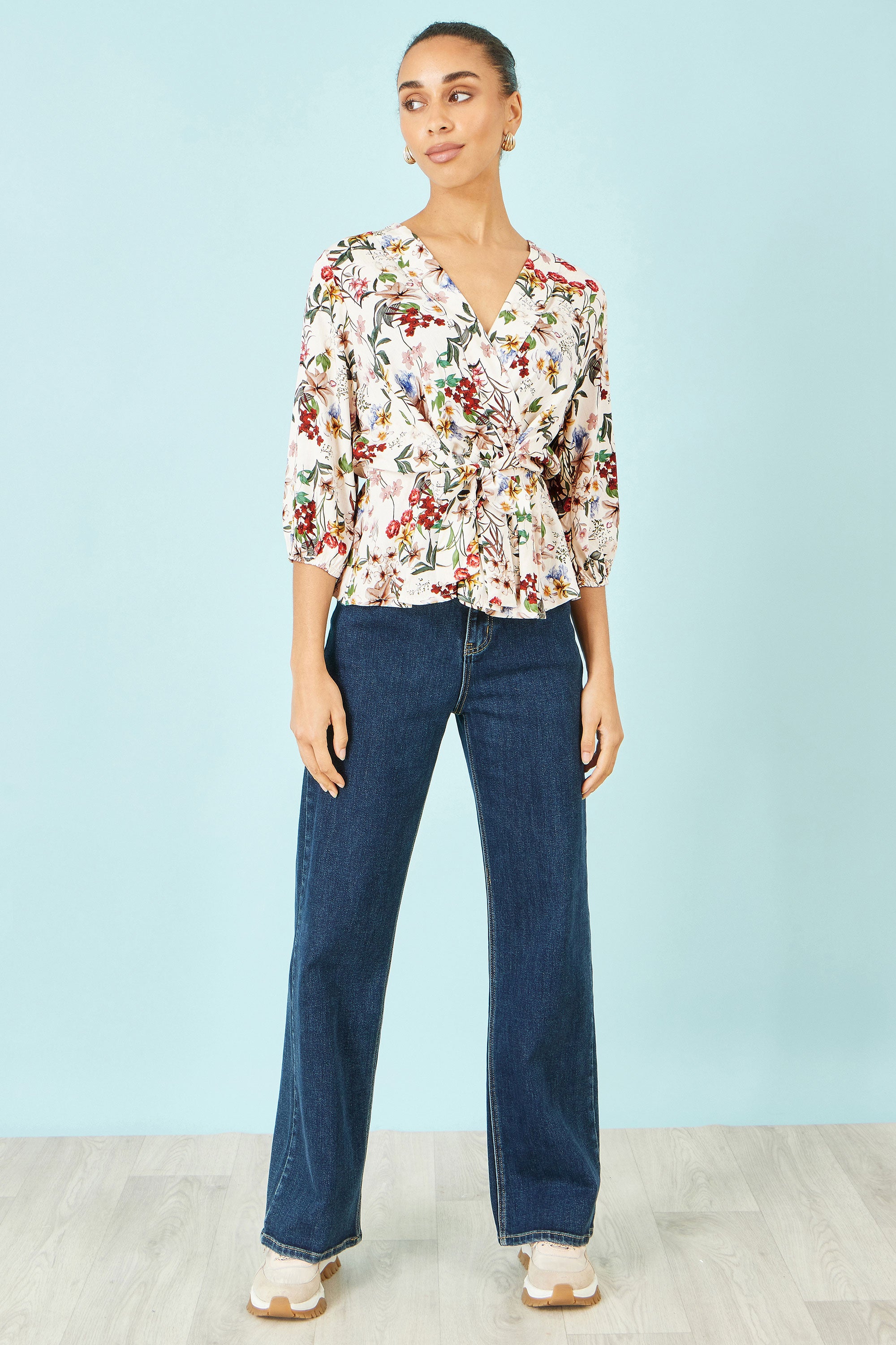Women's Tops – Blouses, Tees & Chic Styles – Yumi