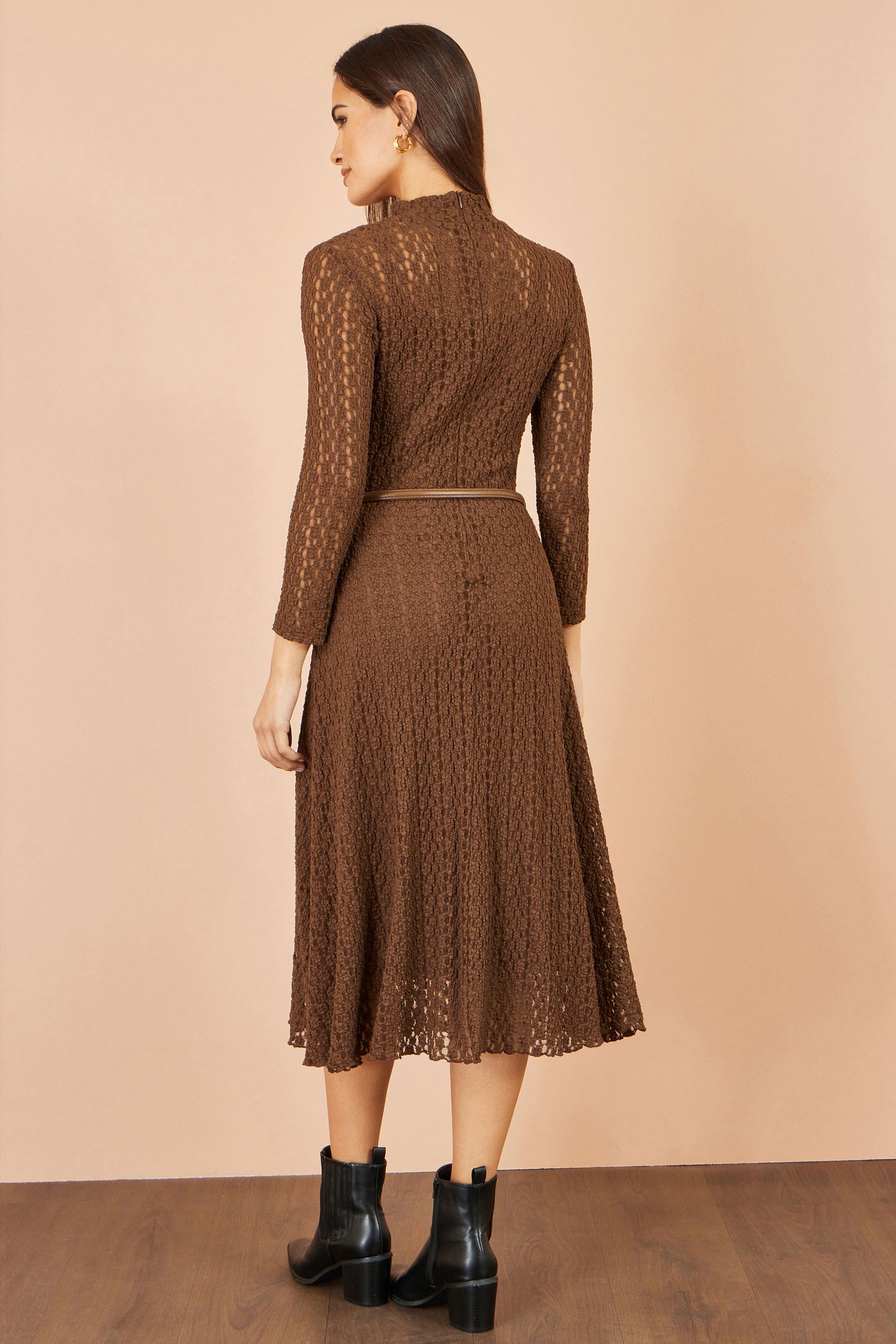 Yumi Brown High Neck Lace Midi Dress Dress Casual Yumi