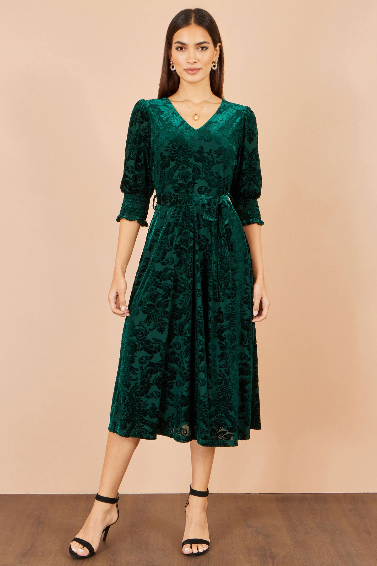 Yumi Green Velvet Floral Midi Dress Dress Party Yumi