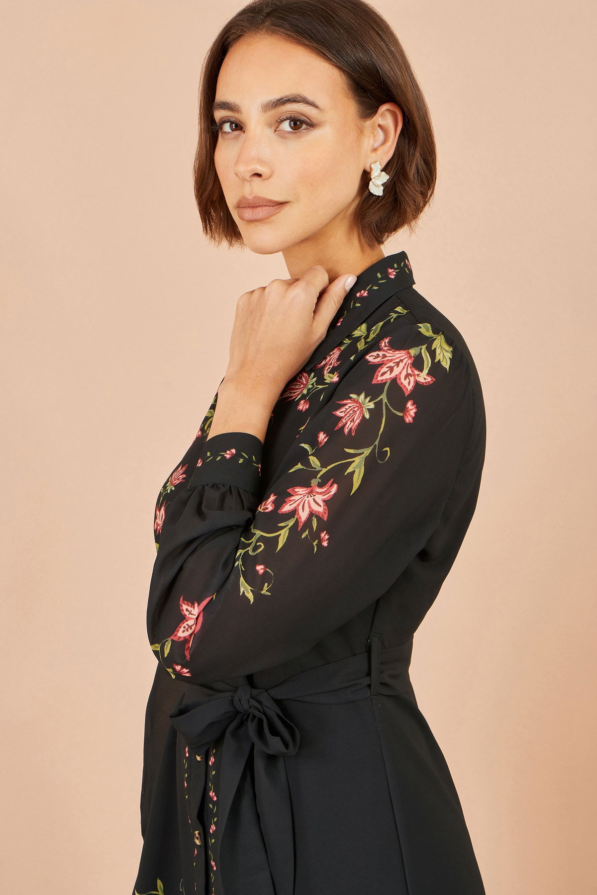 Yumi Black Floral Placement Midi Shirt Dress Dress Casual Yumi