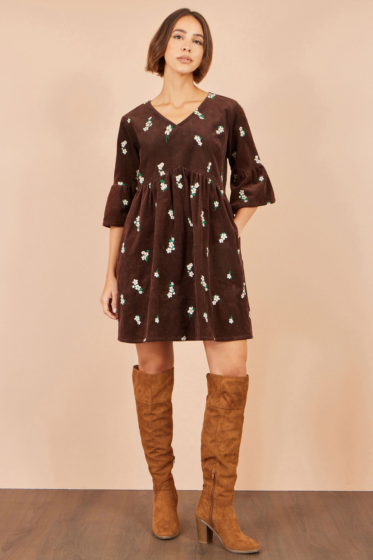 Yumi Brown Embroidered Daisy Cord Dress Dress Casual Yumi