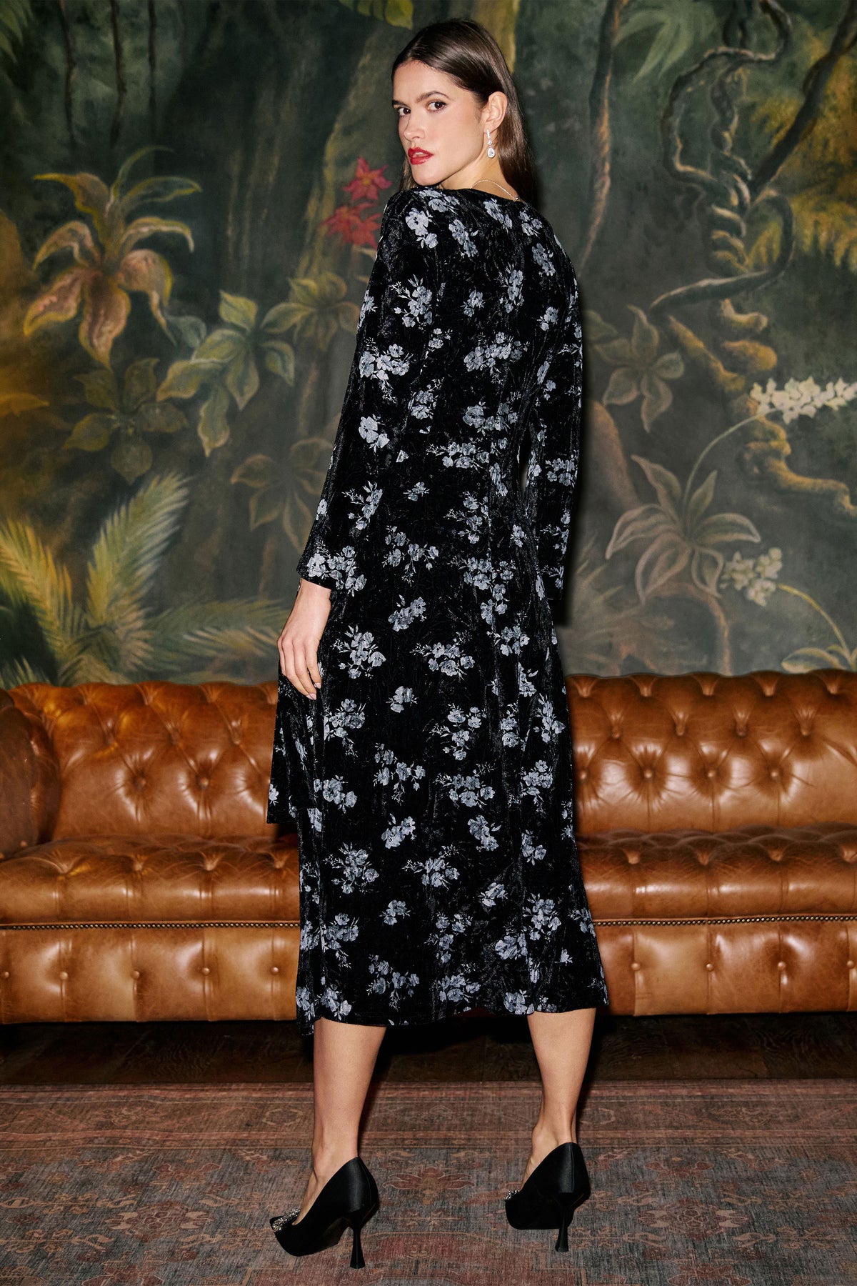 Yumi Black Floral Velvet Midi Wrap Dress Dress Party Yumi