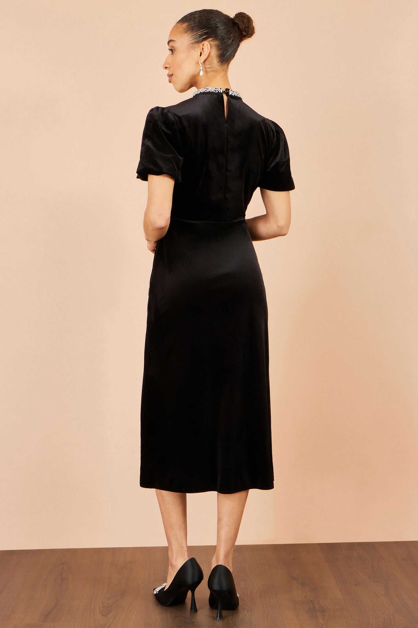 Yumi Black Velvet Embellised Neckline Midi Dress Dress Party Yumi