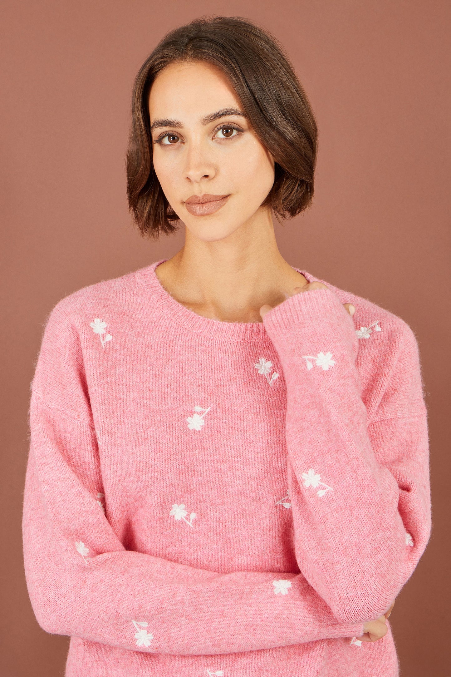 Yumi Pink Daisy Embroidered Relaxed Jumper Knit Jumper Yumi
