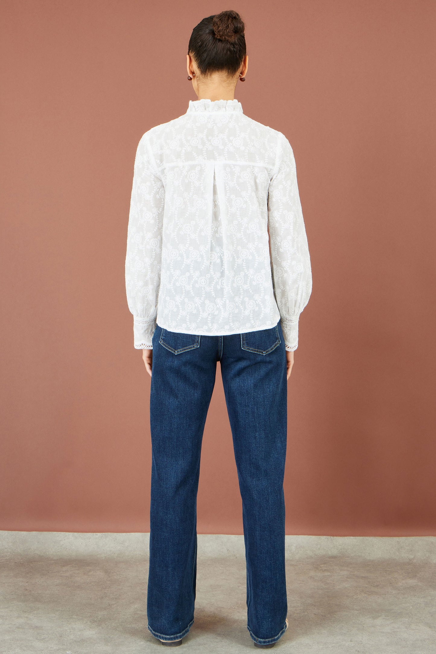 Yumi White Floral Cotton Shirt With Lace Details Tops Yumi