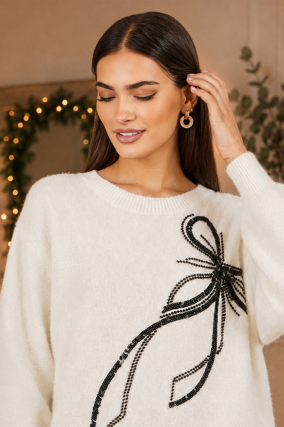 Yumi Ivory Sequin Bow Relaxed Jumper Knit Xmas Jumper Yumi