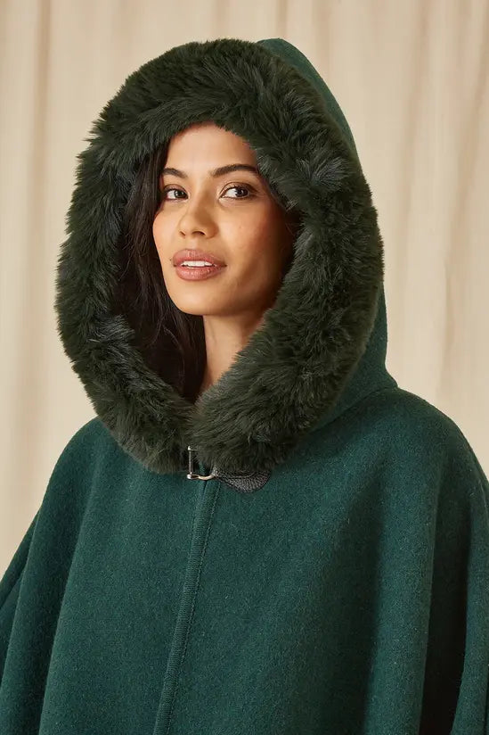 Yumi Green Cape With Luxe Fur Trim And Lining Yumi